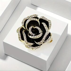 Elegant Rhinestone Camellia Brooch - Golden and Black Floral Pin